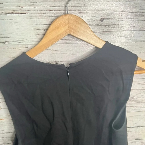 Vince Pleat Vee Dress  in Black size 2 - Picture 4 of 8